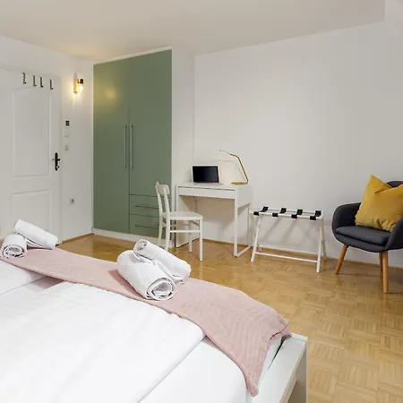 Cozy House Close To Center Nočitev z zajtrkom