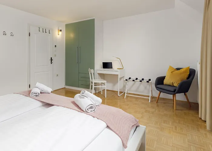 Cozy House Close To Center Bed & Breakfast