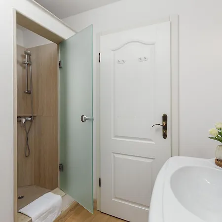 Cozy House Close To Center Lubiana