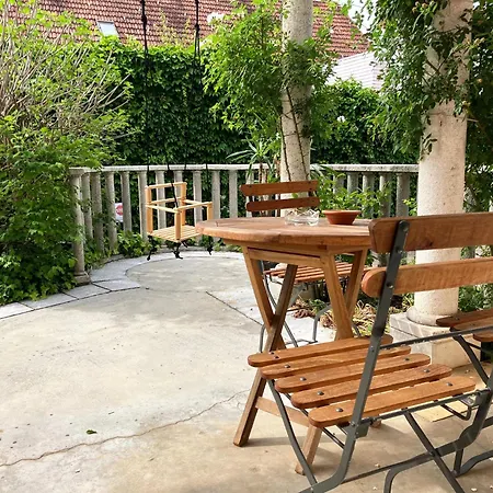 Cozy House Close To Center Bed & Breakfast 4*