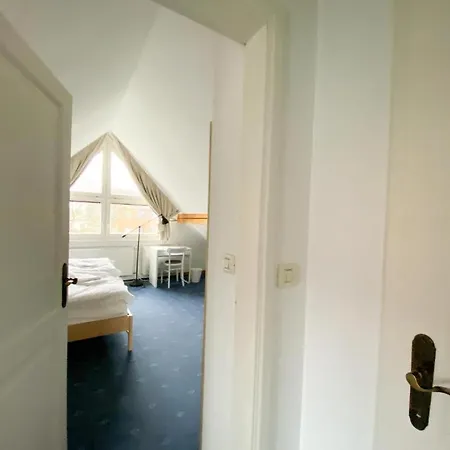 Bed & Breakfast Cozy House Close To Center 4*